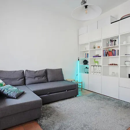 Pispini 94 House By Rentbeat Apartment