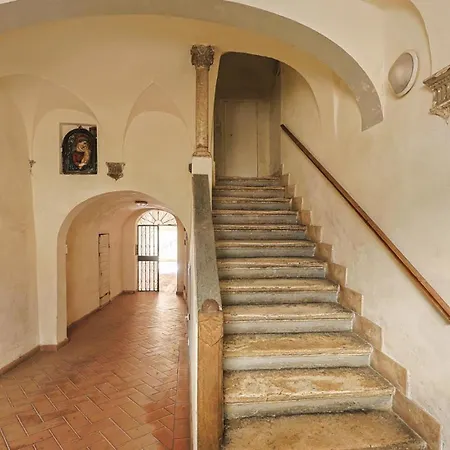 Apartment Pispini 94 House By Rentbeat *